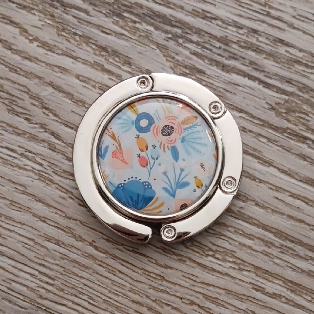 NEW Chic Silver Floral Purse Hook